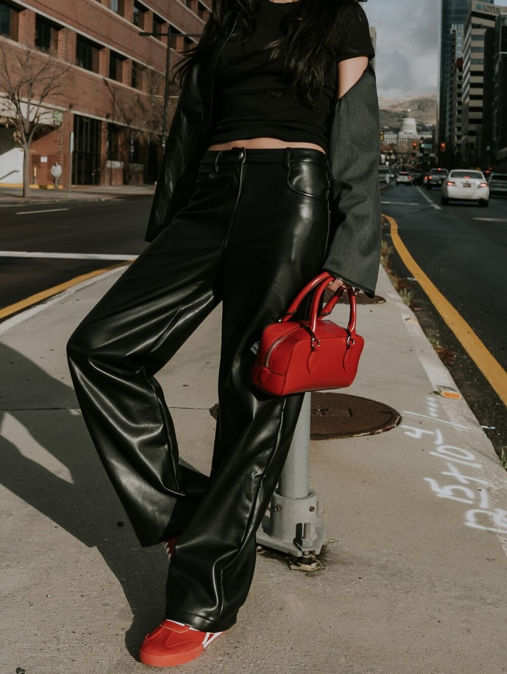 H&M black faux leather straight leg pants 4 - Picture 5 of 9